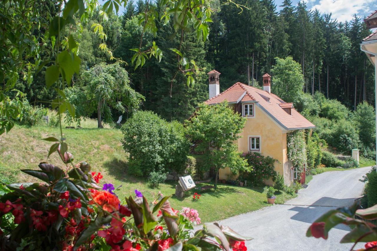Hotel Landsitz Pichlschloss Neumarkt in Steiermark エクステリア 写真